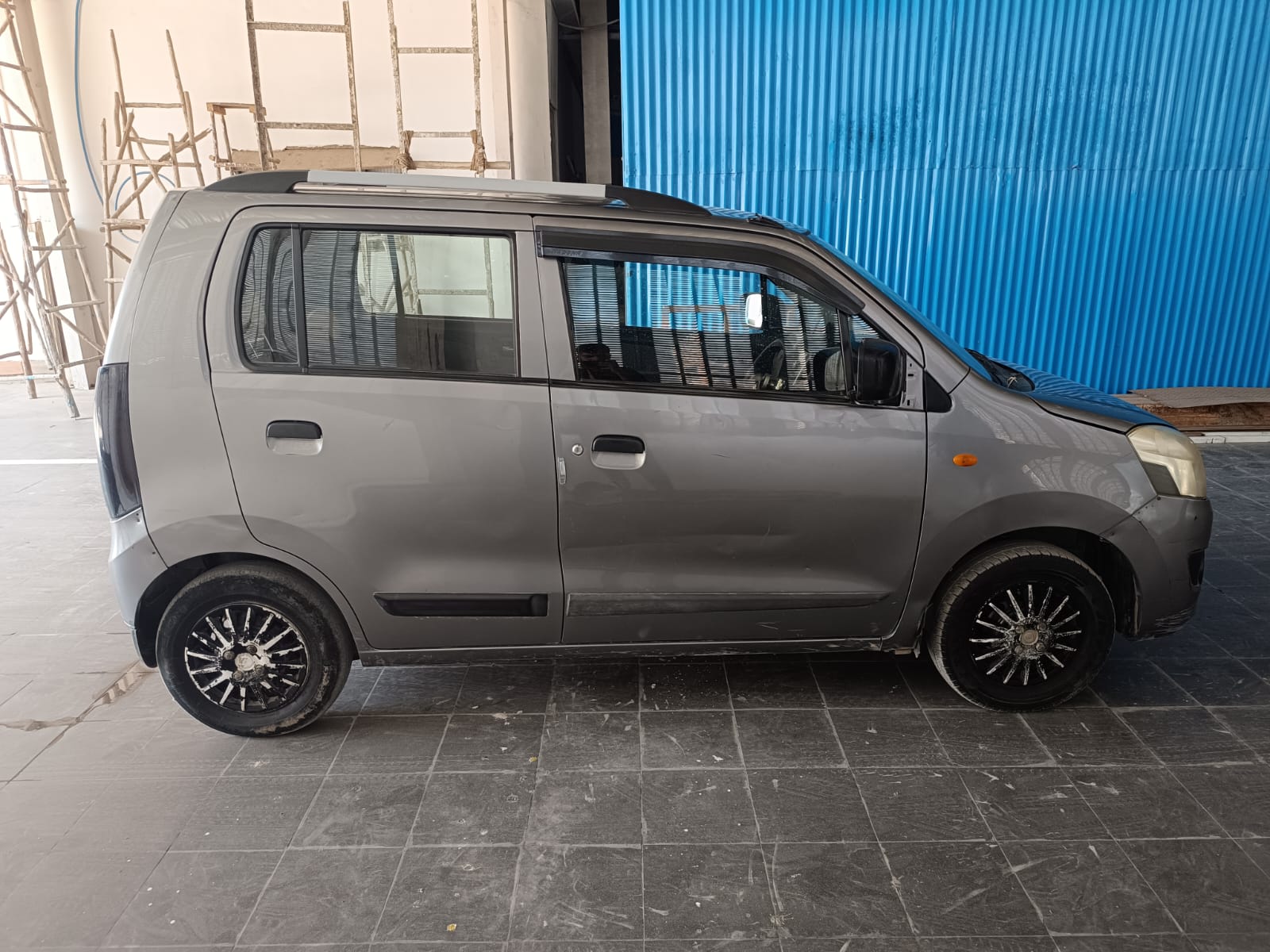 Maruti Suzuki Wagon R 1.0(2010-2013) Lxi